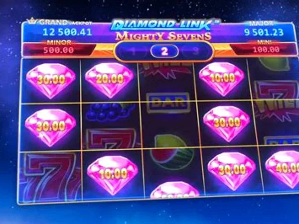 Diamond Sevens slot at Spree Casino
